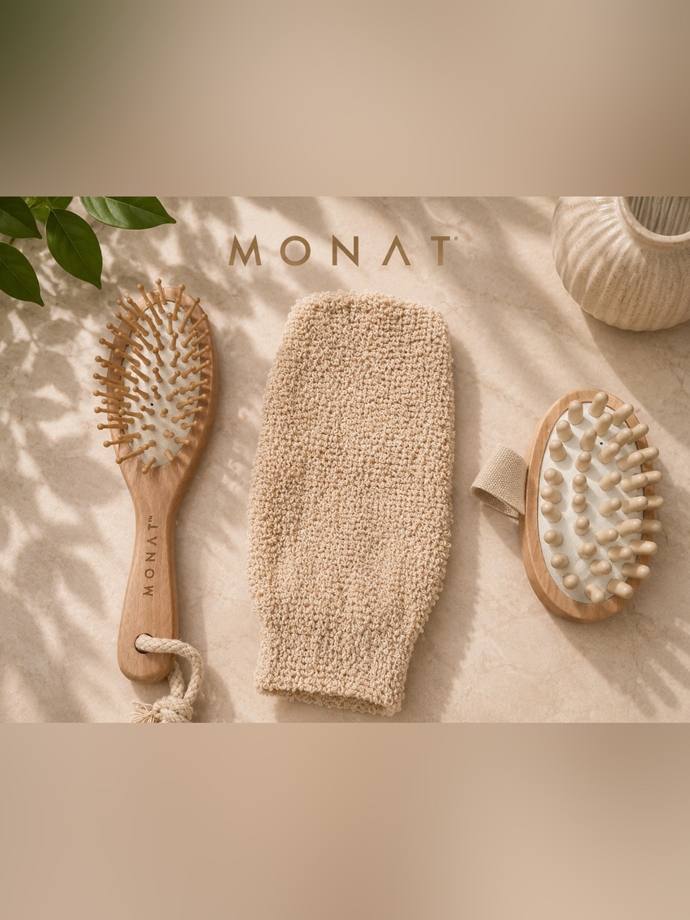 MONAT Beige Exfoliating Bath Mitt